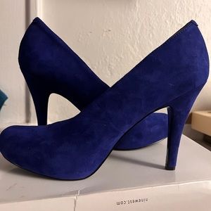 NINEWEST Julietto Blue suede heels size 8